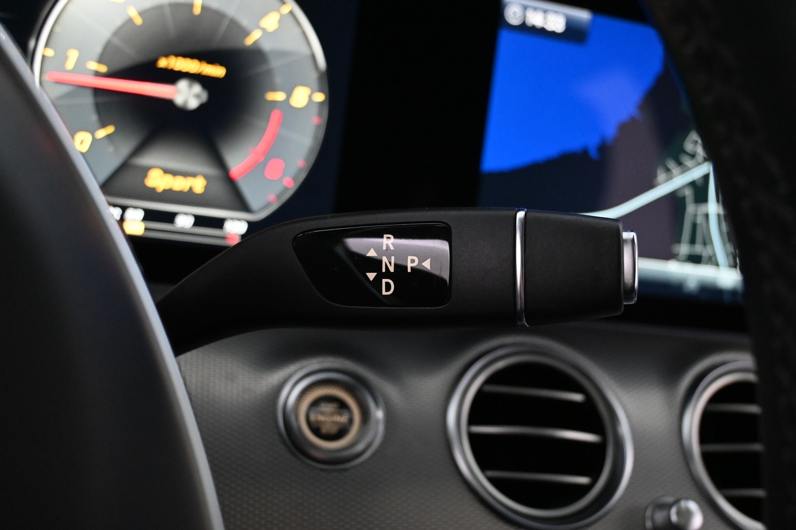 MERCEDES-BENZ E 2017