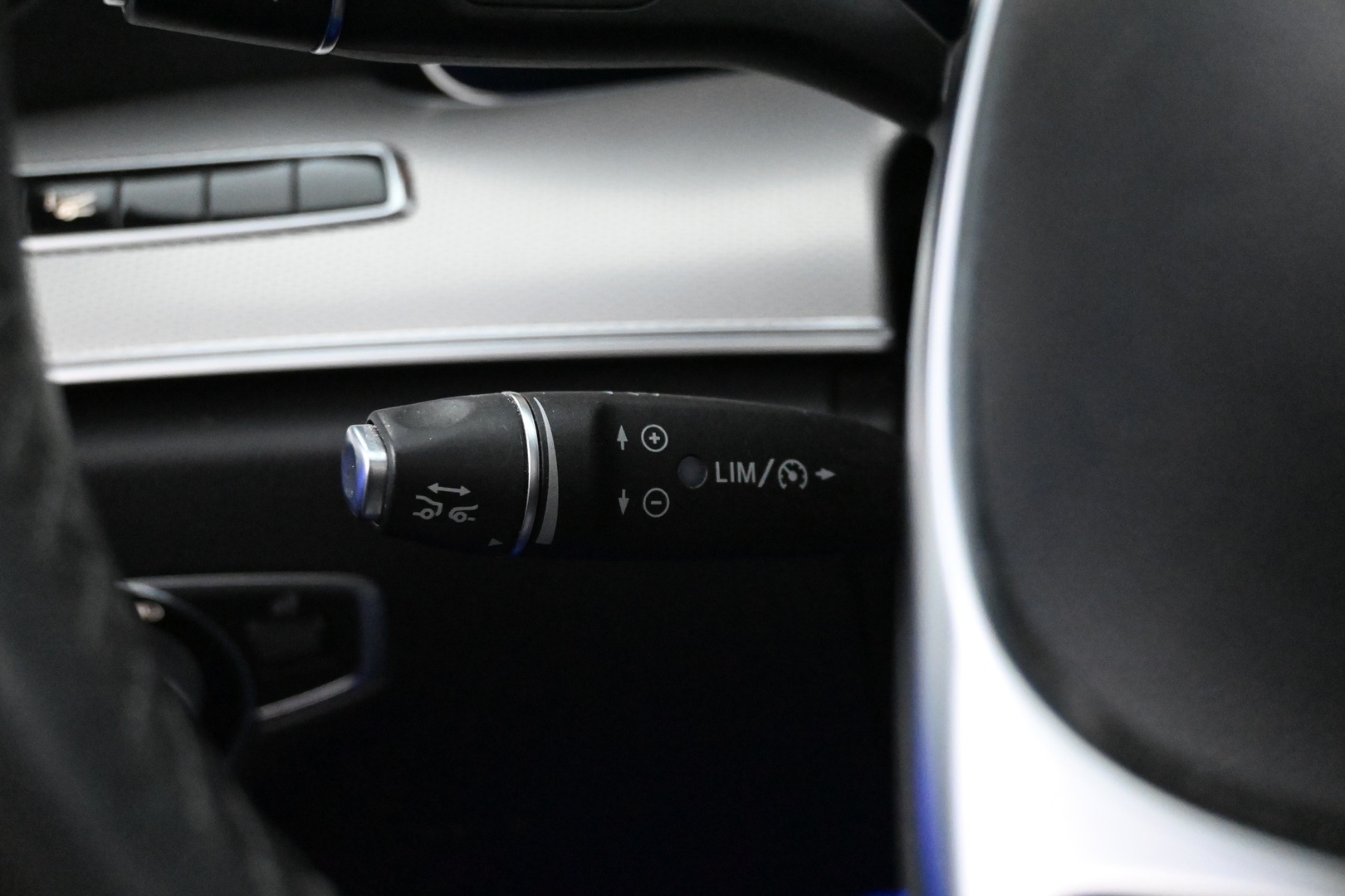 MERCEDES-BENZ E 2017