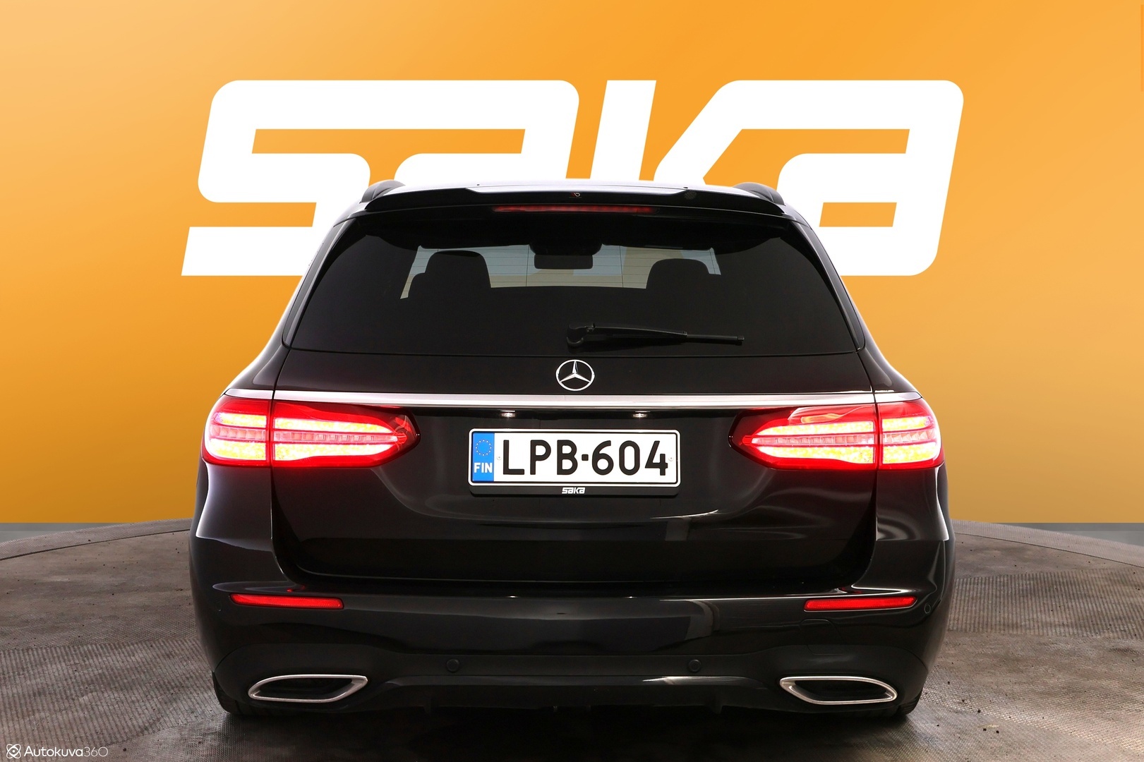 MERCEDES-BENZ E 2017