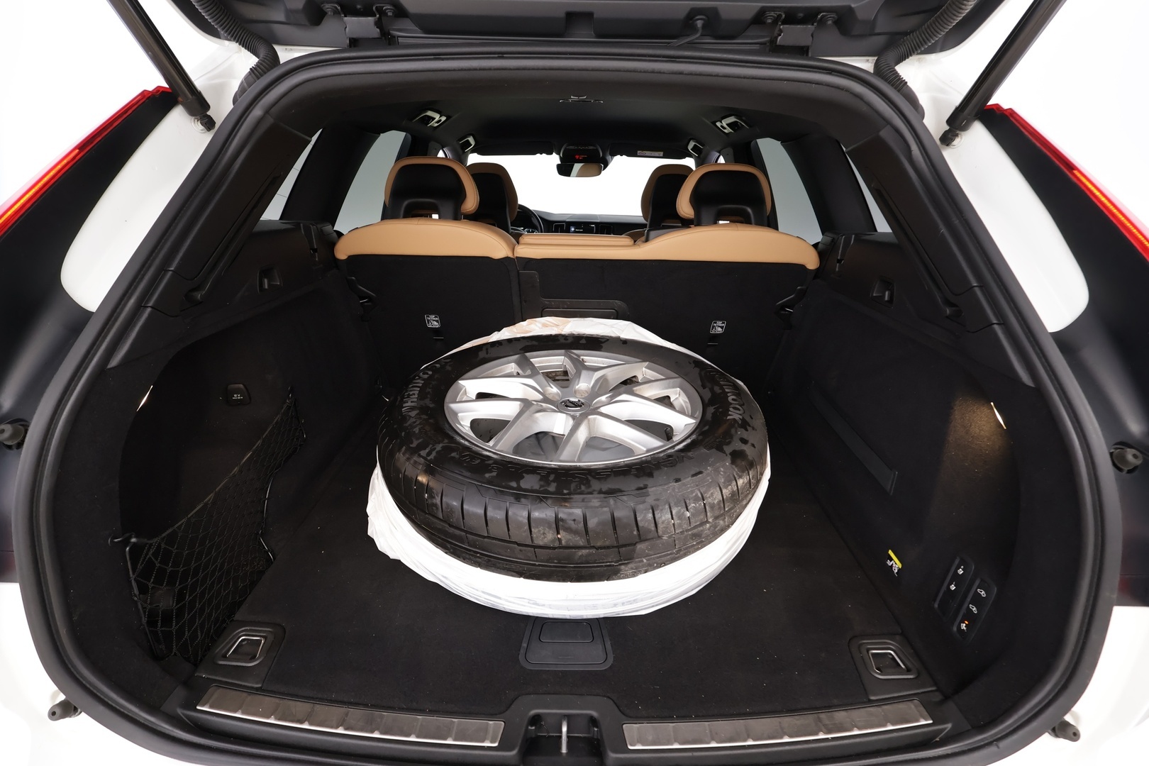 VOLVO XC60 2018