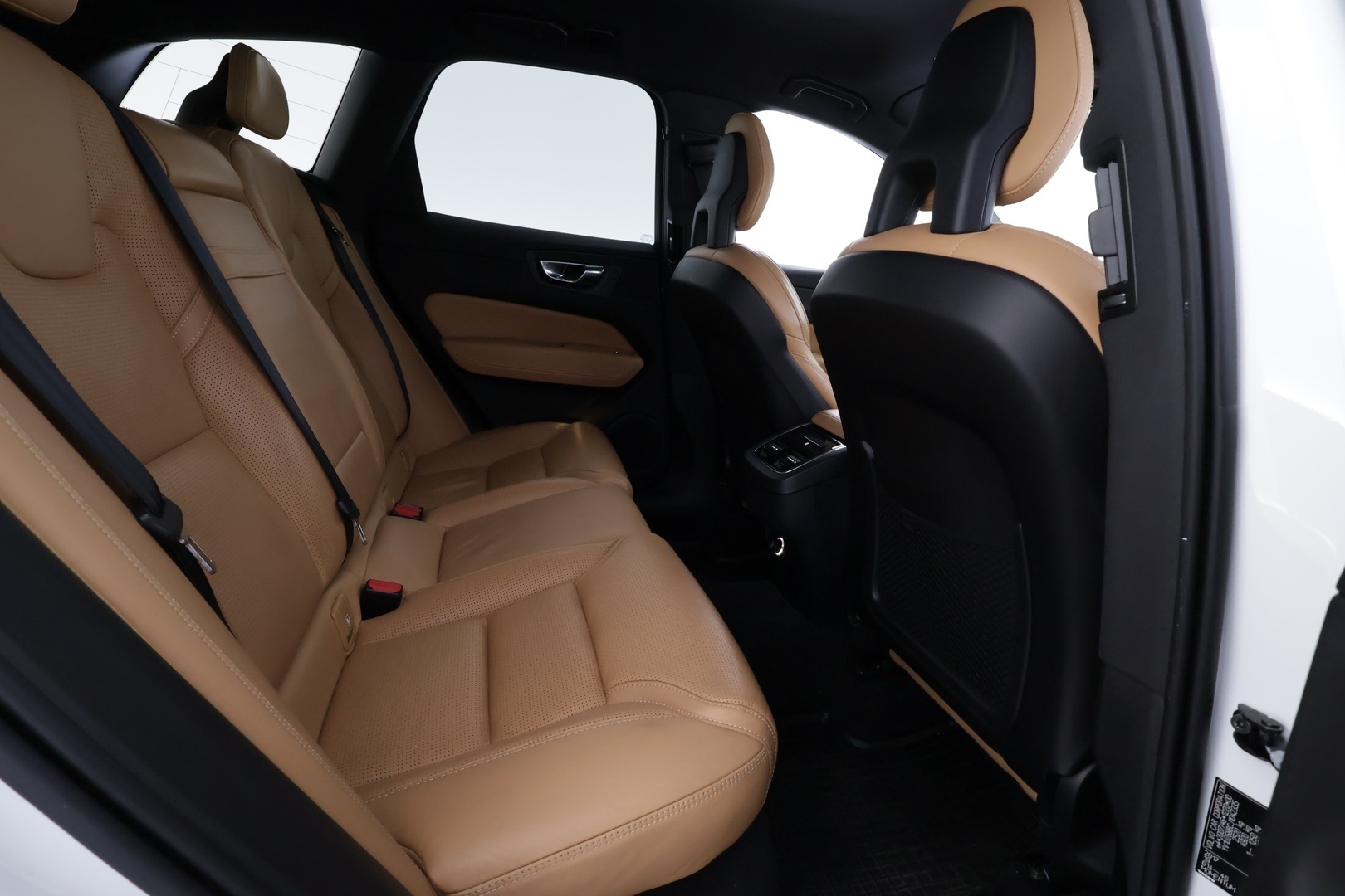 VOLVO XC60 2018