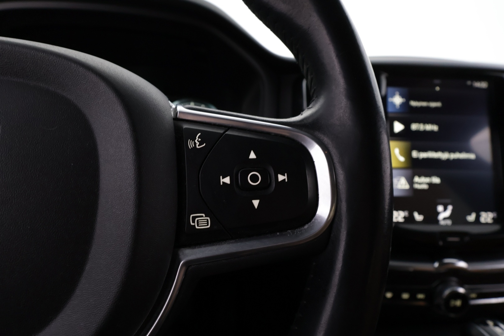 VOLVO XC60 2018