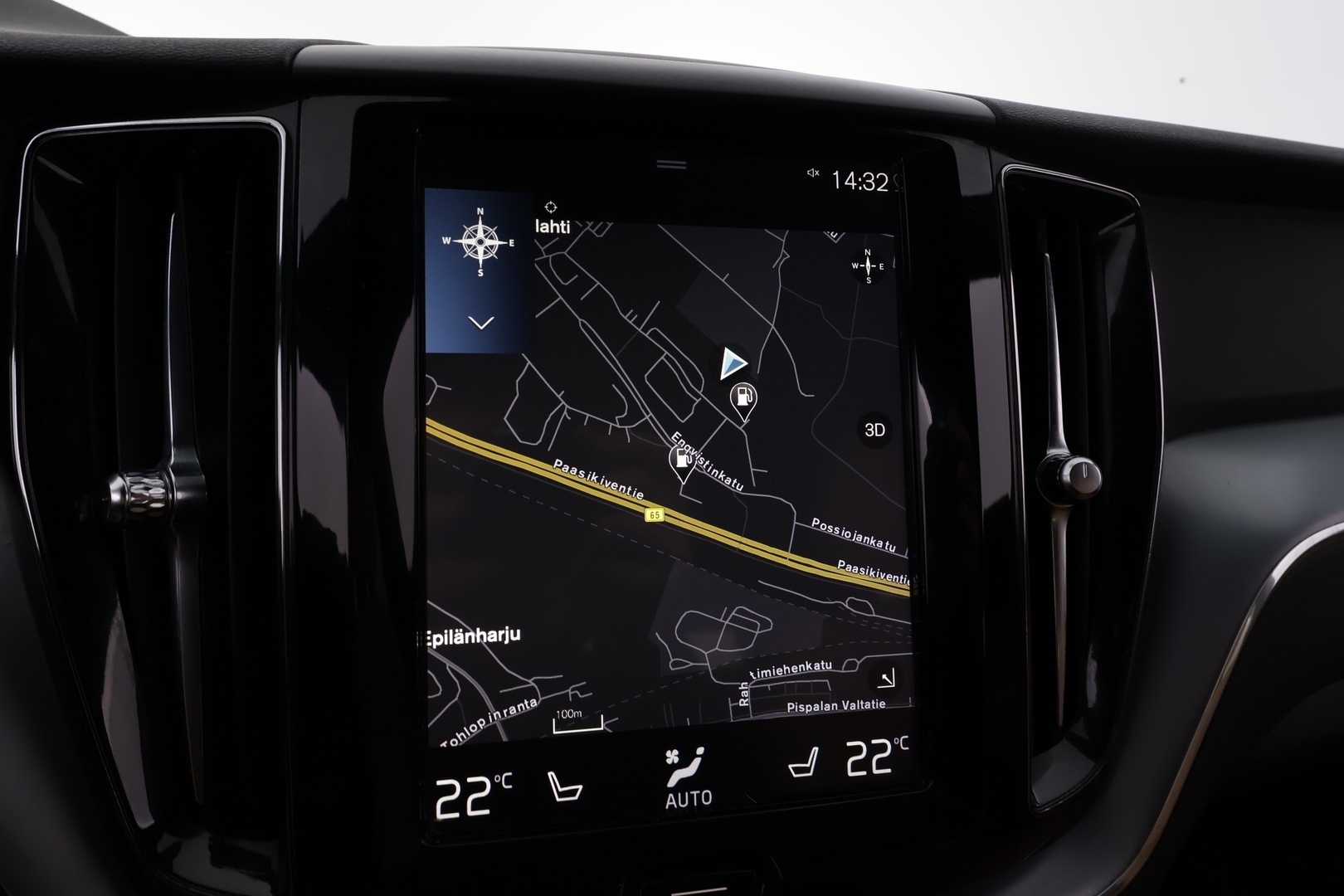 VOLVO XC60 2018