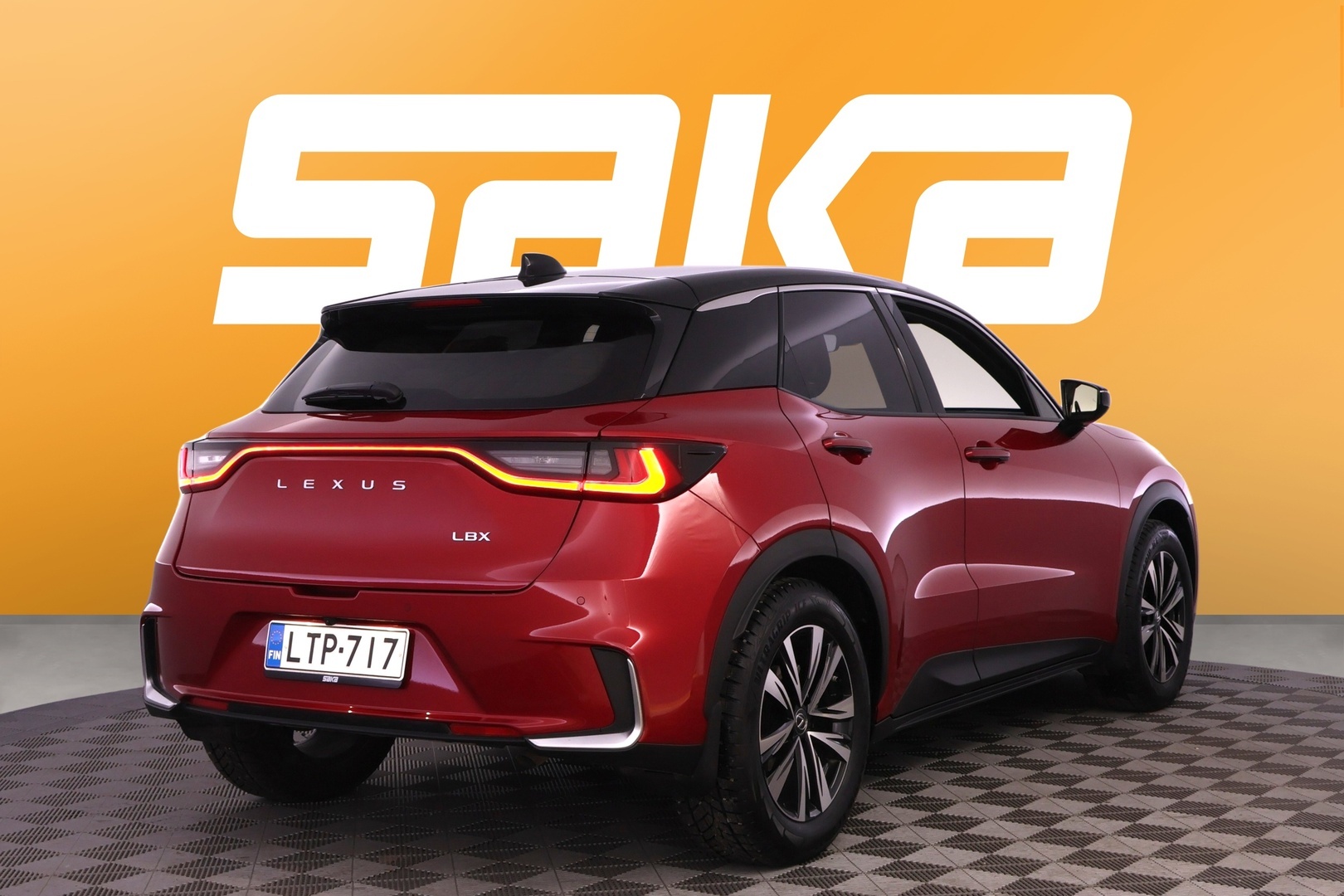 LEXUS LBX 2025