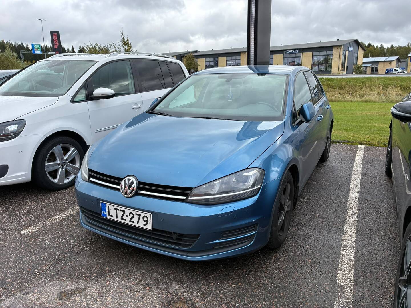 VOLKSWAGEN Golf 2013