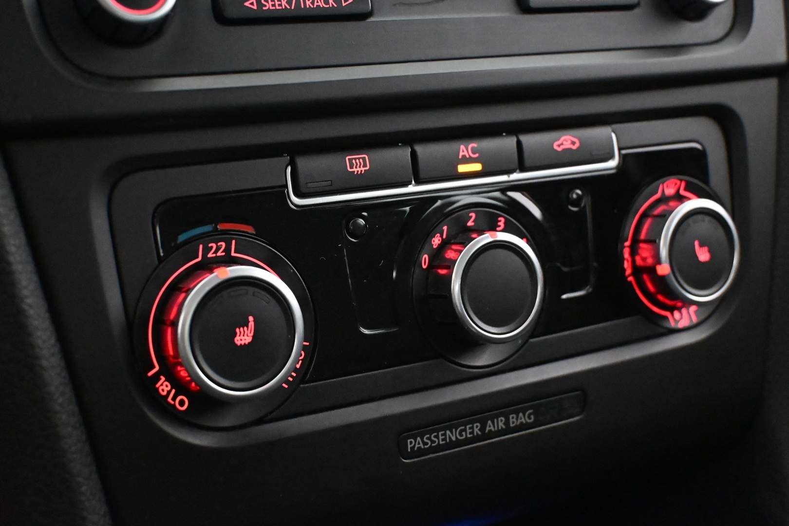 VOLKSWAGEN Golf 2009