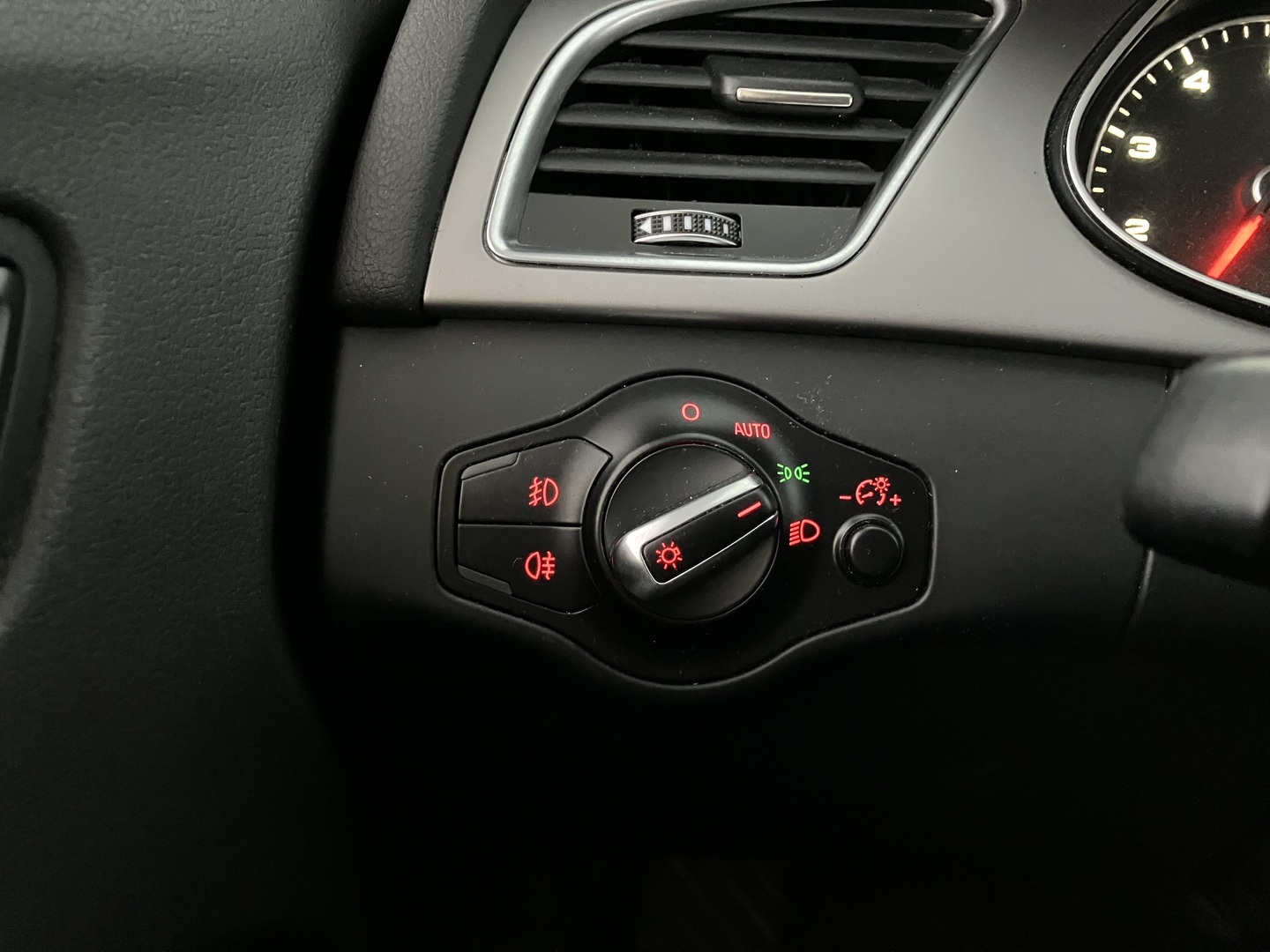 AUDI A4 2013