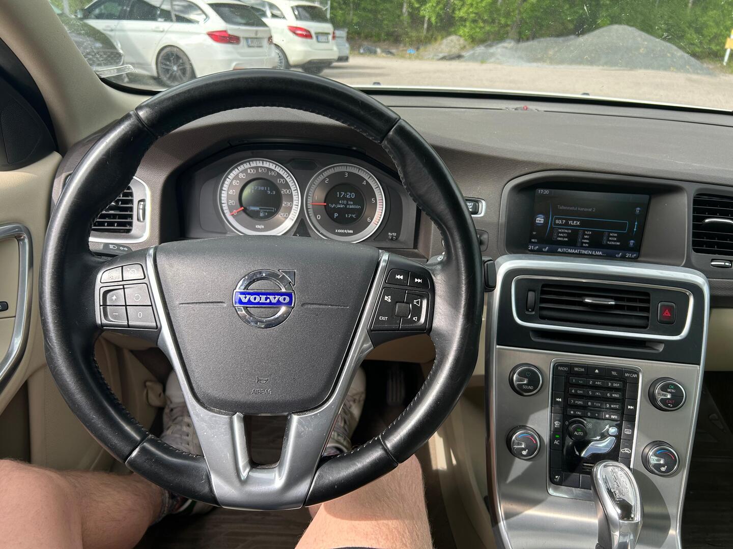 VOLVO S60 2013