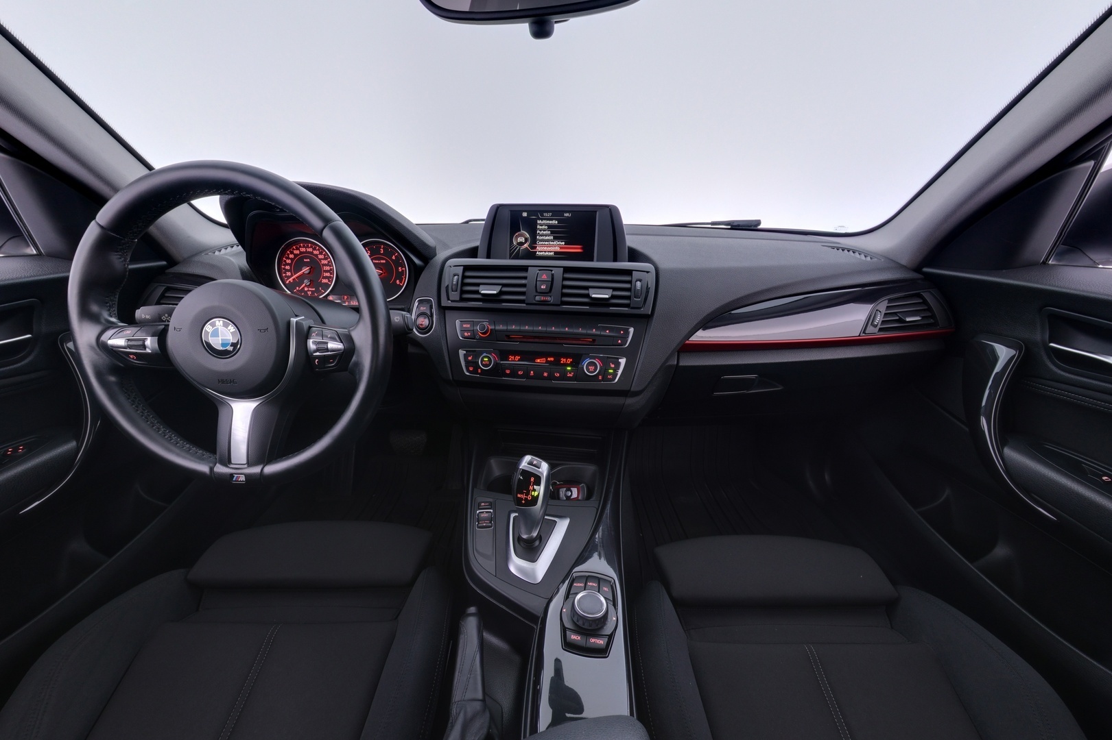 BMW 218 2015