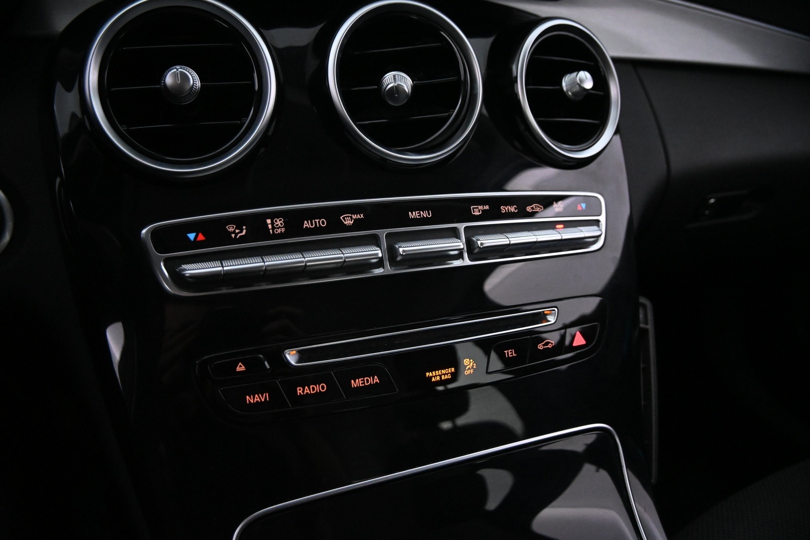 MERCEDES-BENZ C 2015