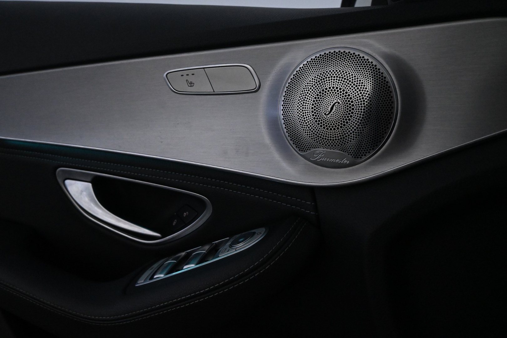 MERCEDES-BENZ C 2015