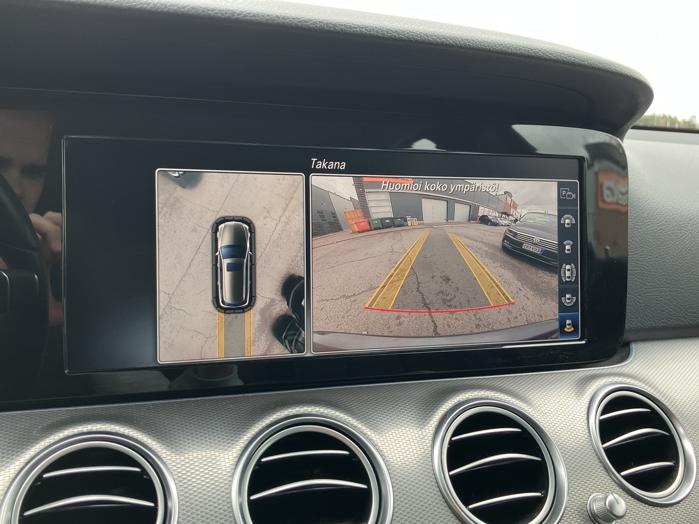 MERCEDES-BENZ E 2019