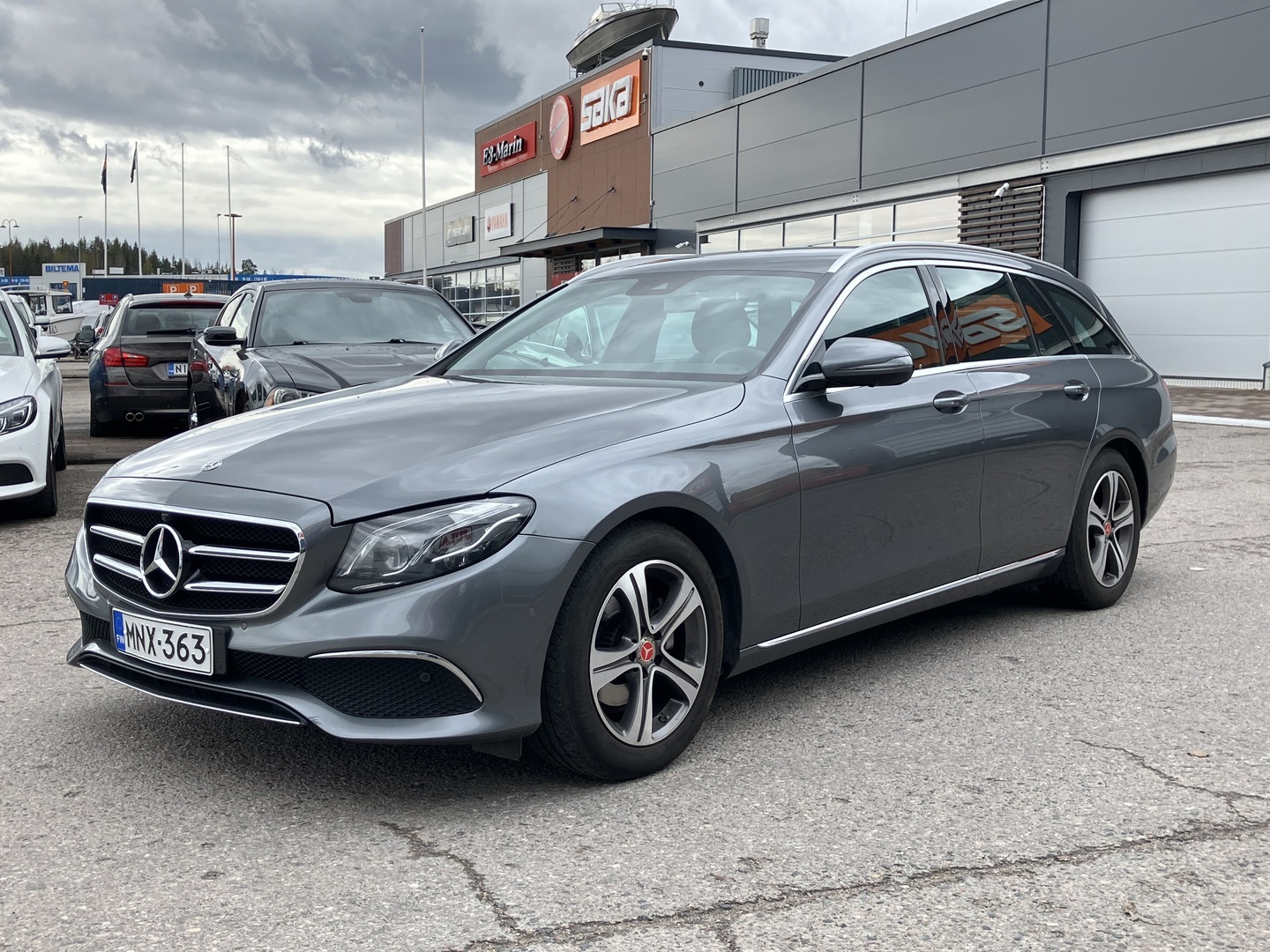 MERCEDES-BENZ E 2019