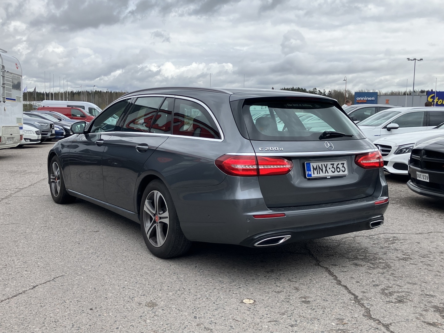 MERCEDES-BENZ E 2019