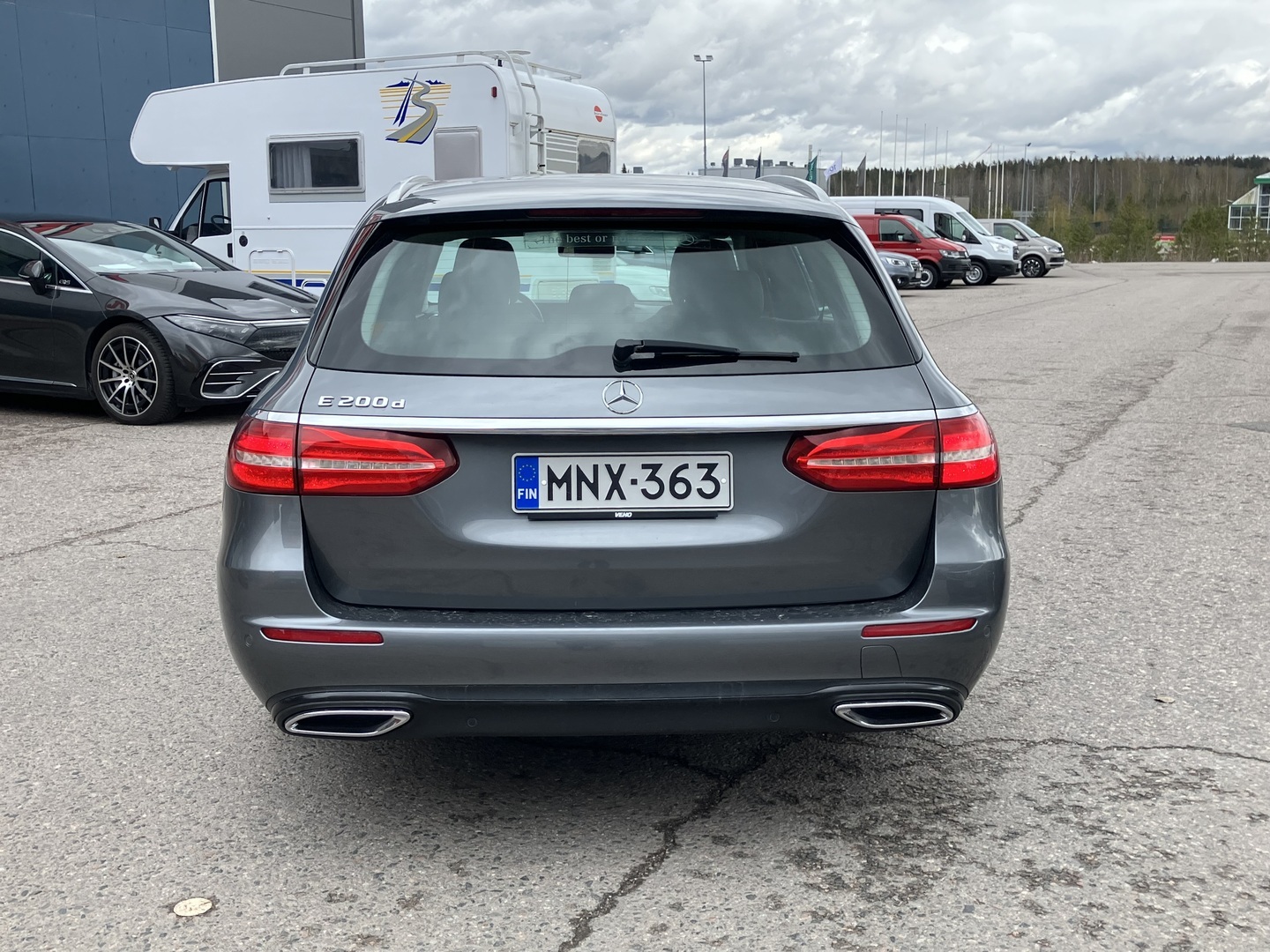 MERCEDES-BENZ E 2019