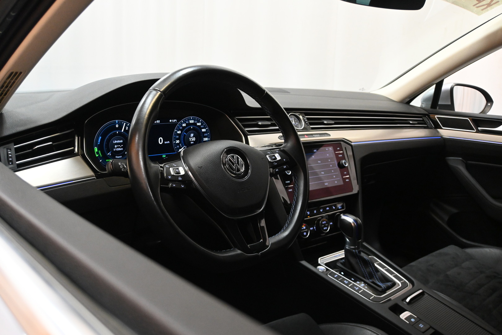 VOLKSWAGEN Passat 2018