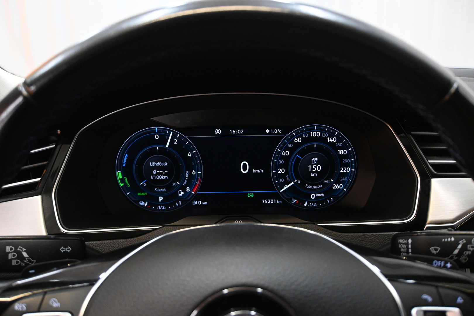 VOLKSWAGEN Passat 2018