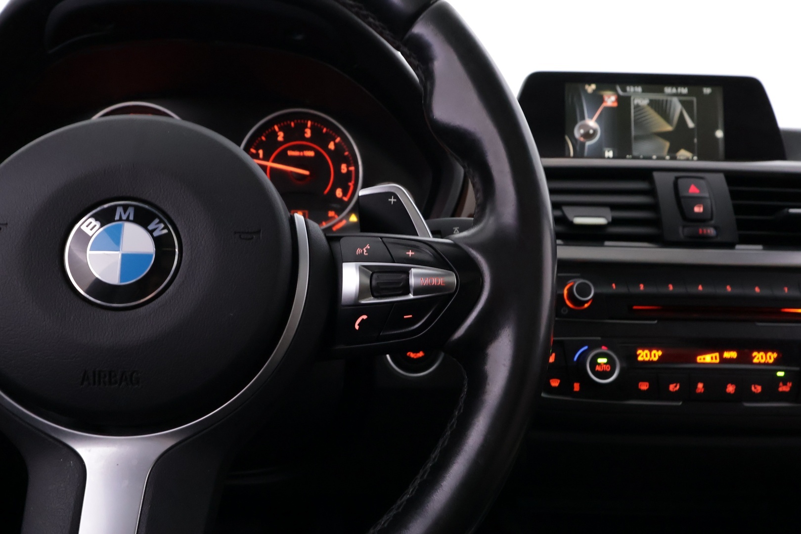 BMW 330 2015