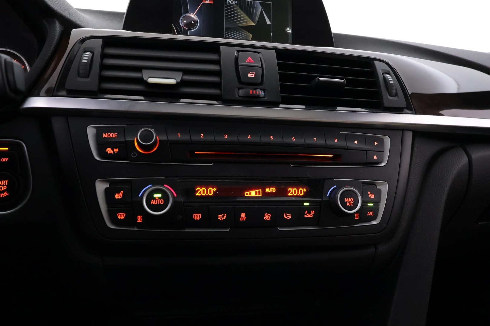 BMW 330 2015