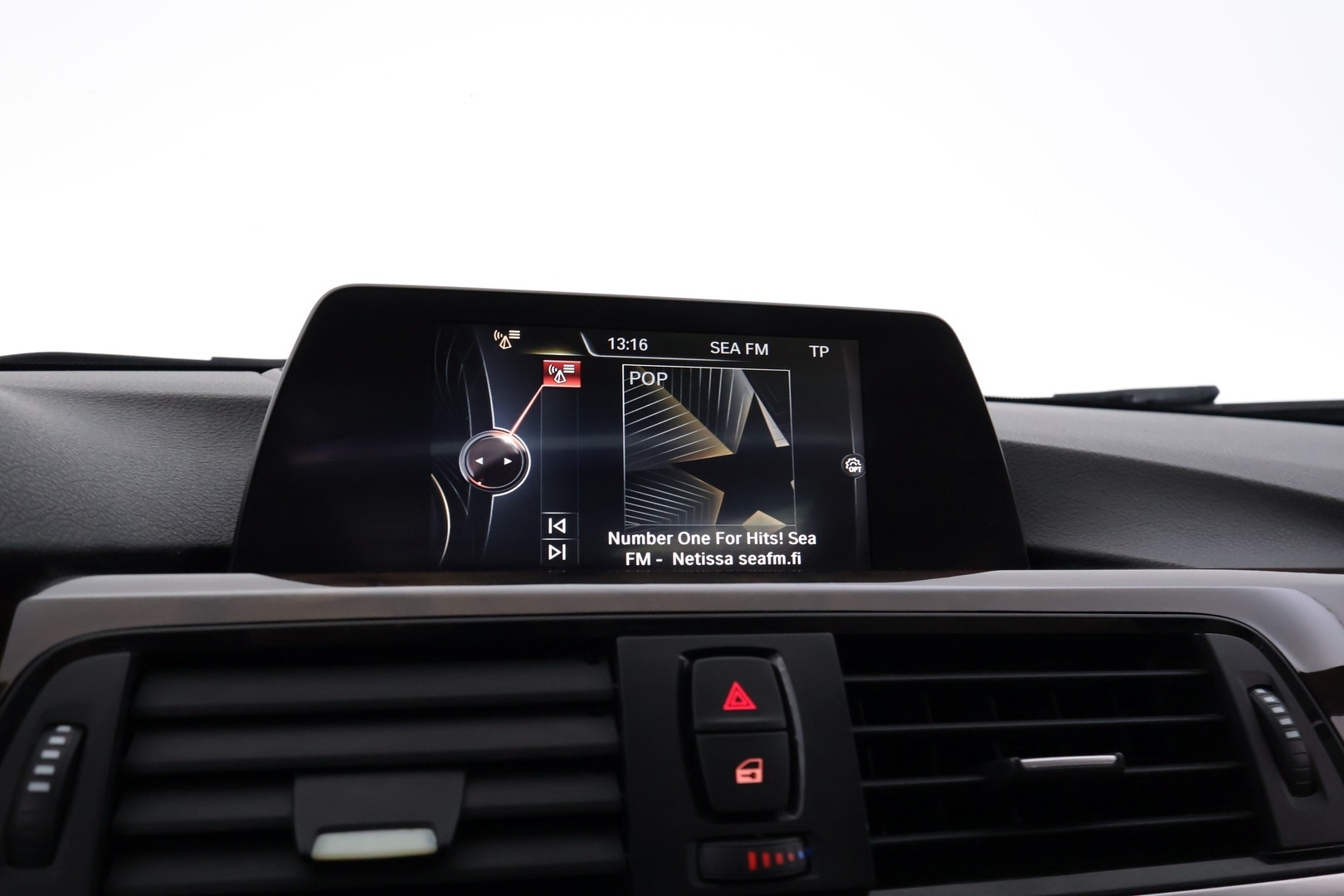 BMW 330 2015