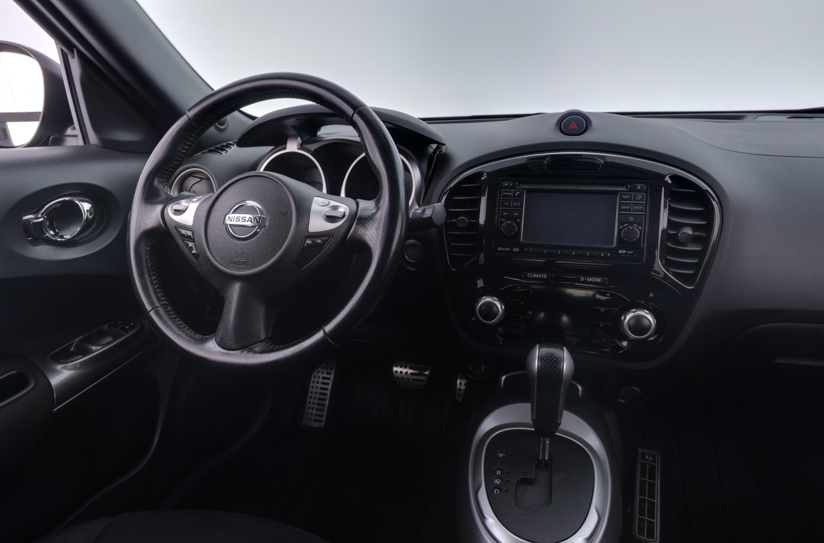 NISSAN Juke 2012