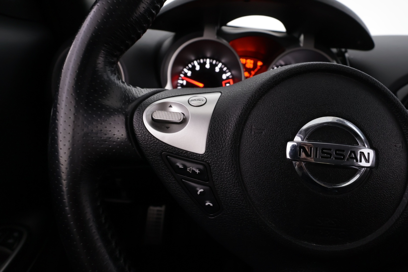 NISSAN Juke 2012