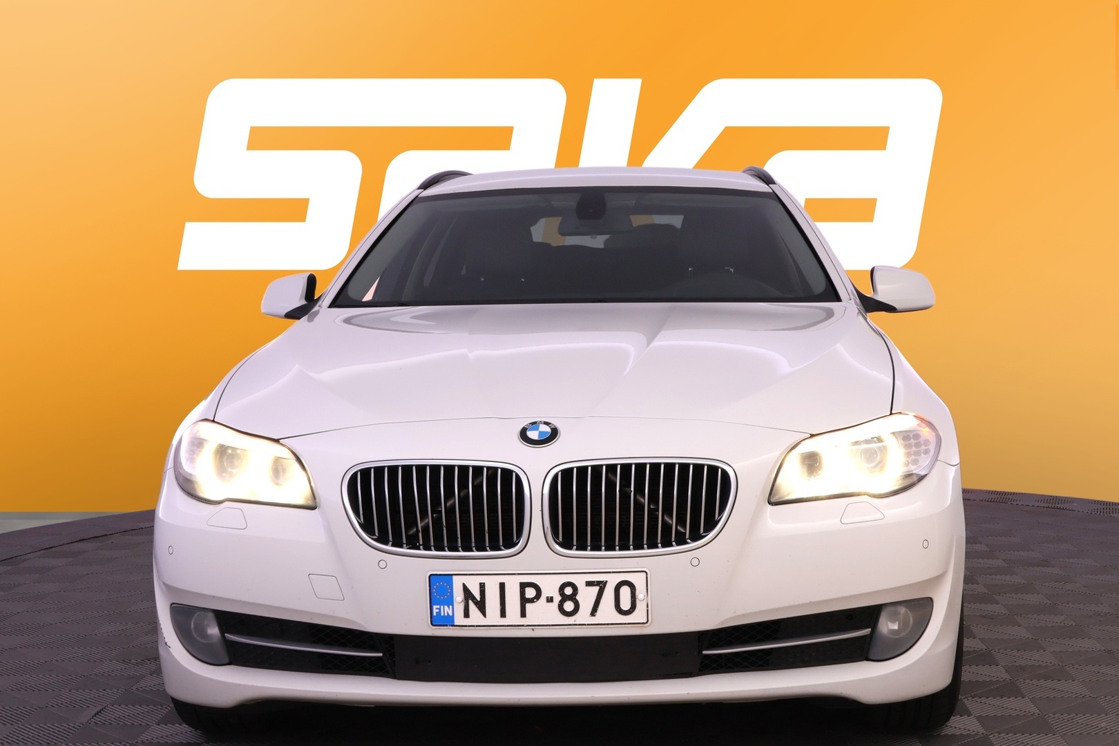 BMW 520 2012