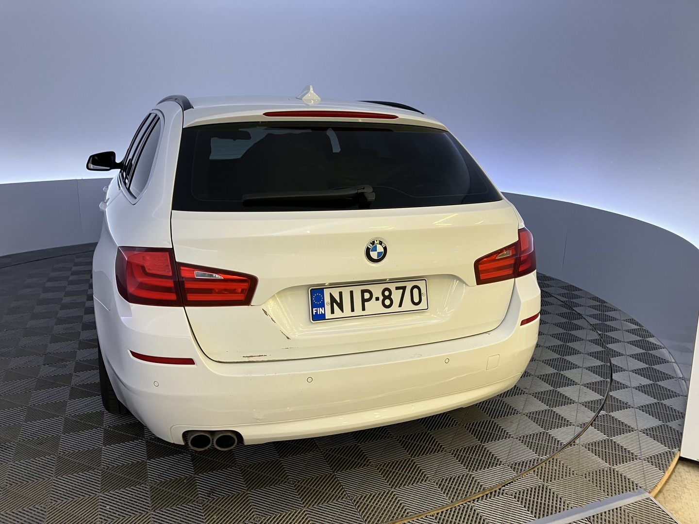 BMW 520 2012