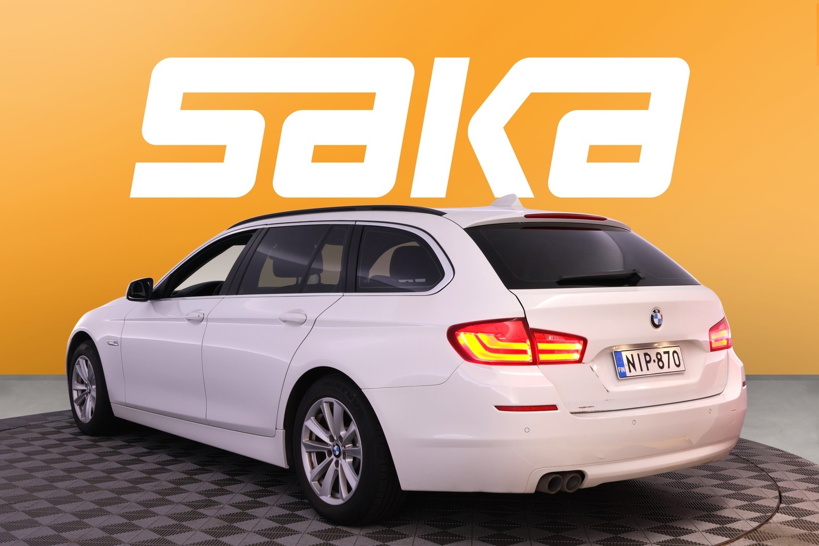 BMW 520 2012