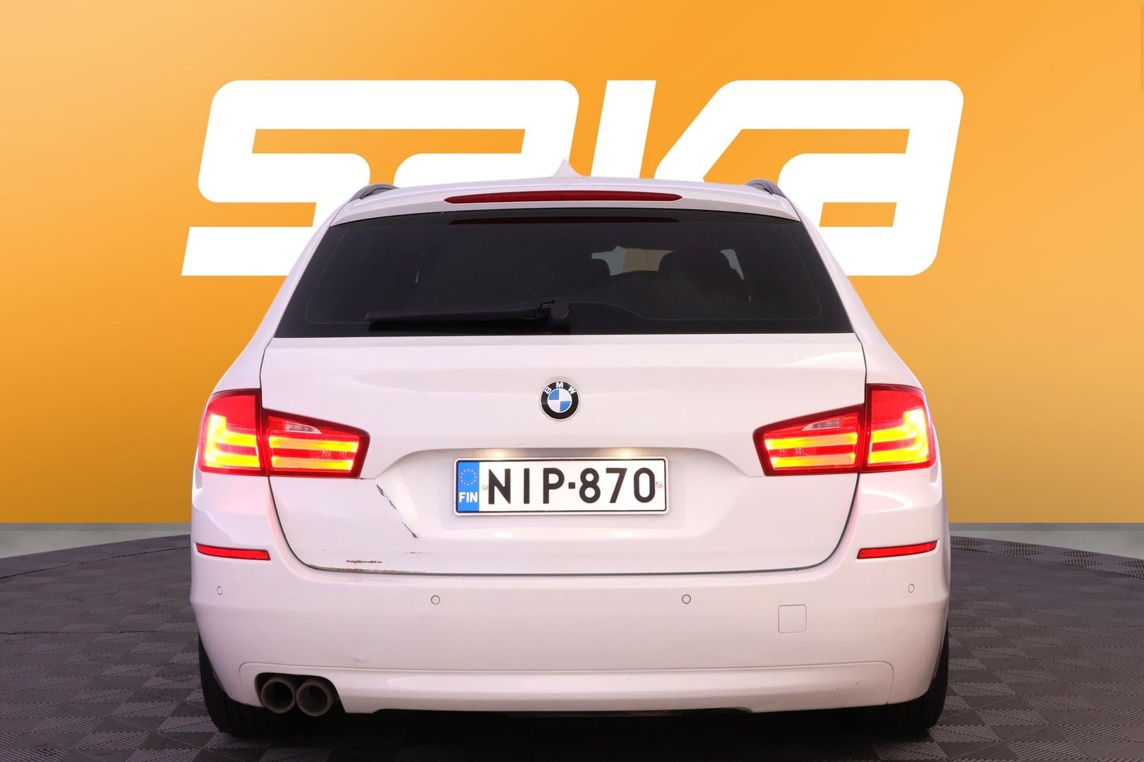 BMW 520 2012