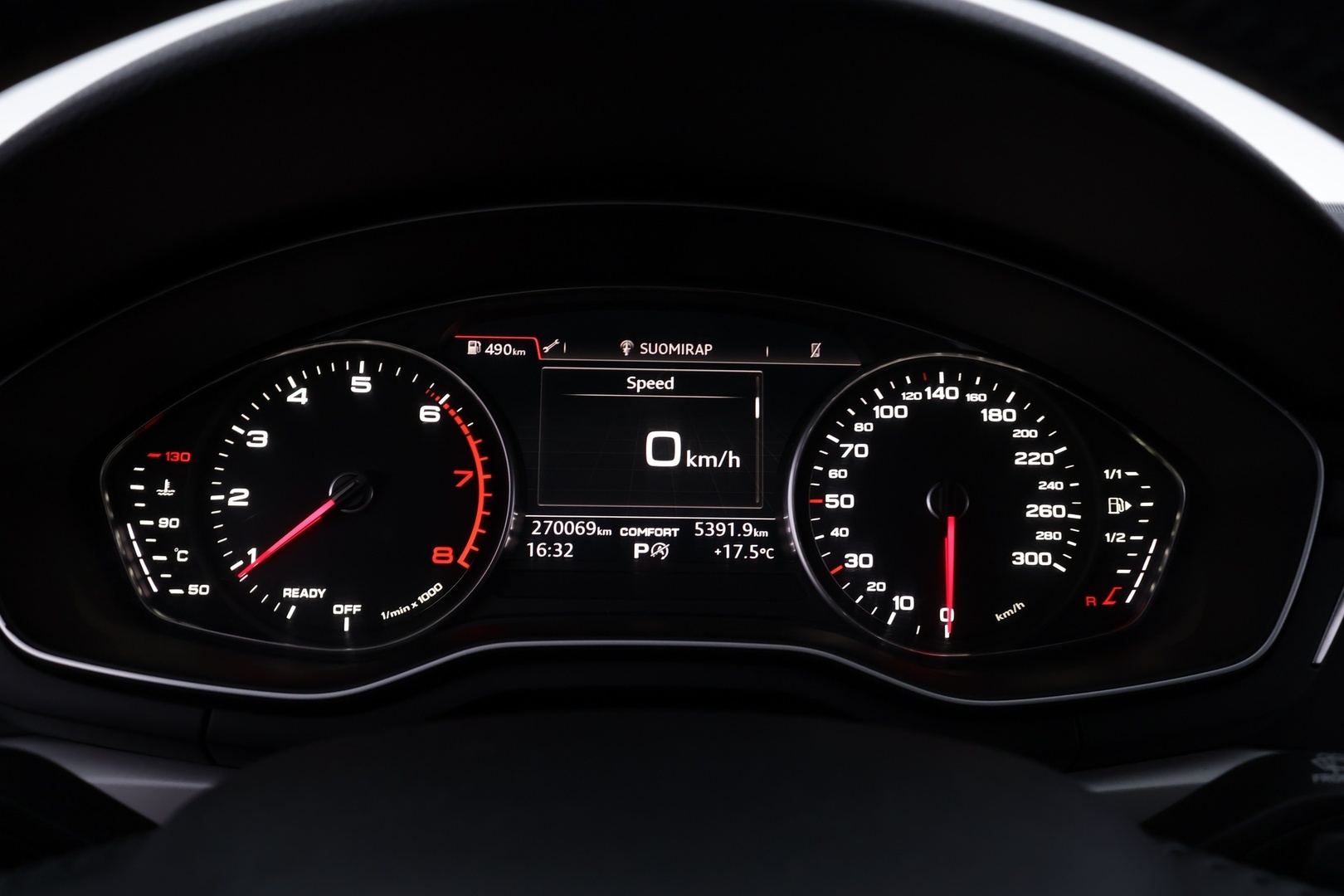 AUDI A4 2016