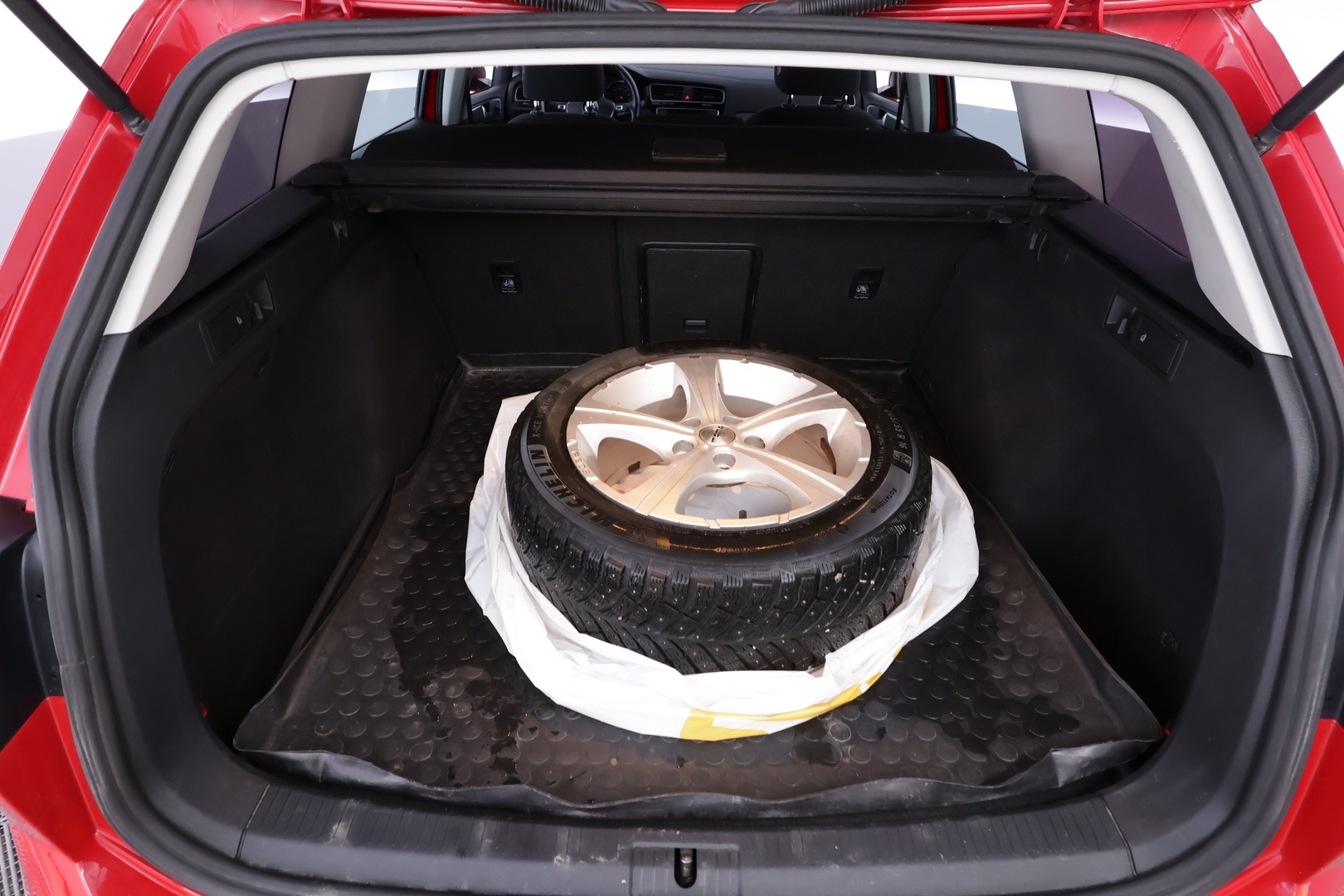 VOLKSWAGEN Golf 2016