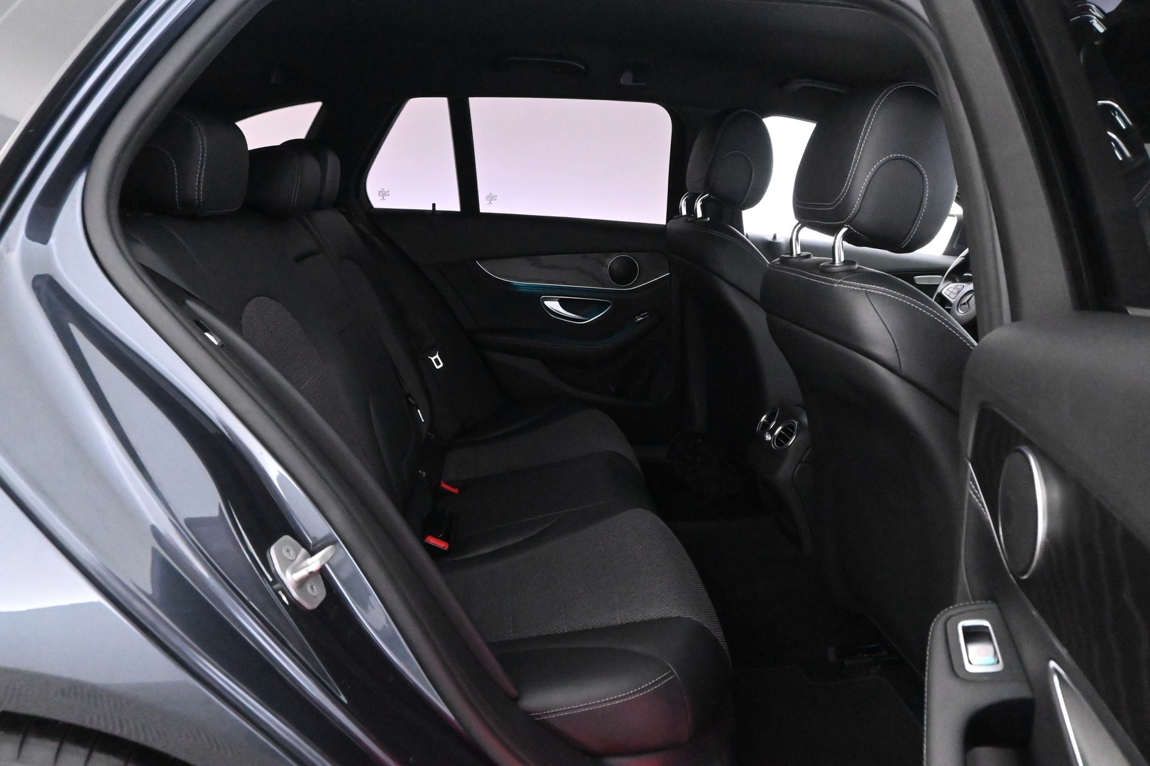 MERCEDES-BENZ C 2016