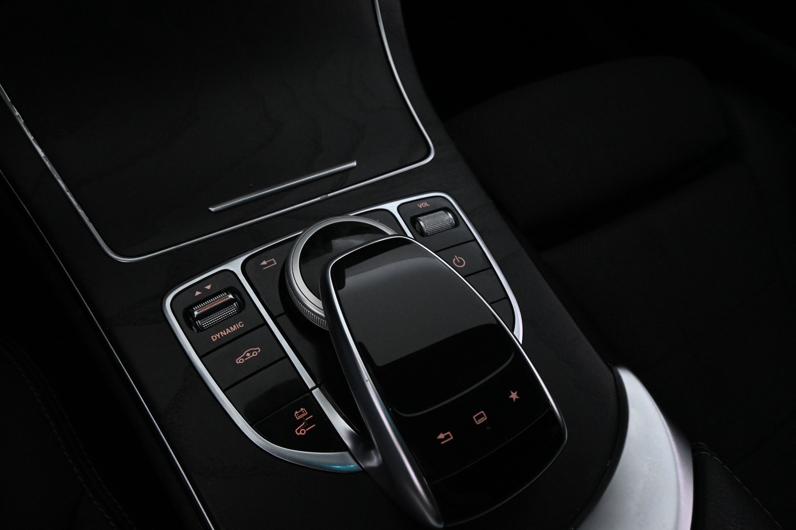 MERCEDES-BENZ C 2016