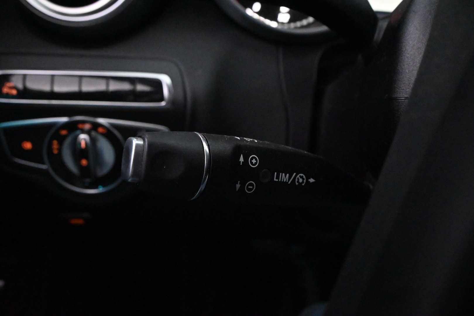 MERCEDES-BENZ C 2016