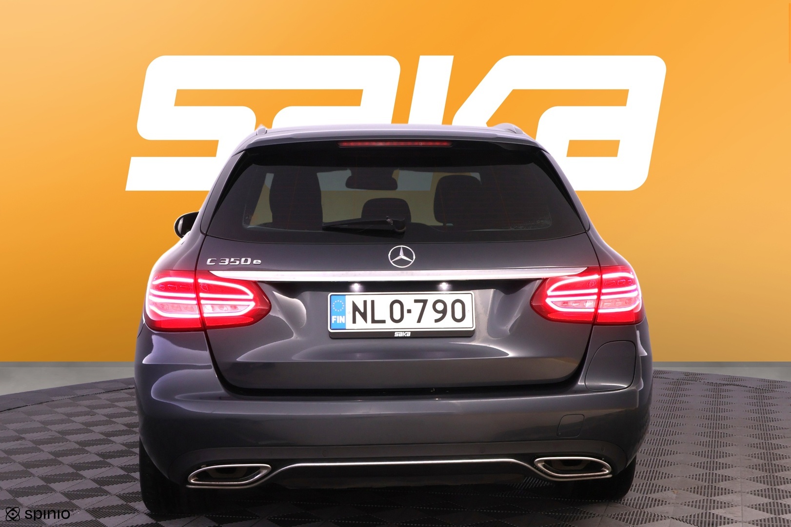 MERCEDES-BENZ C 2016