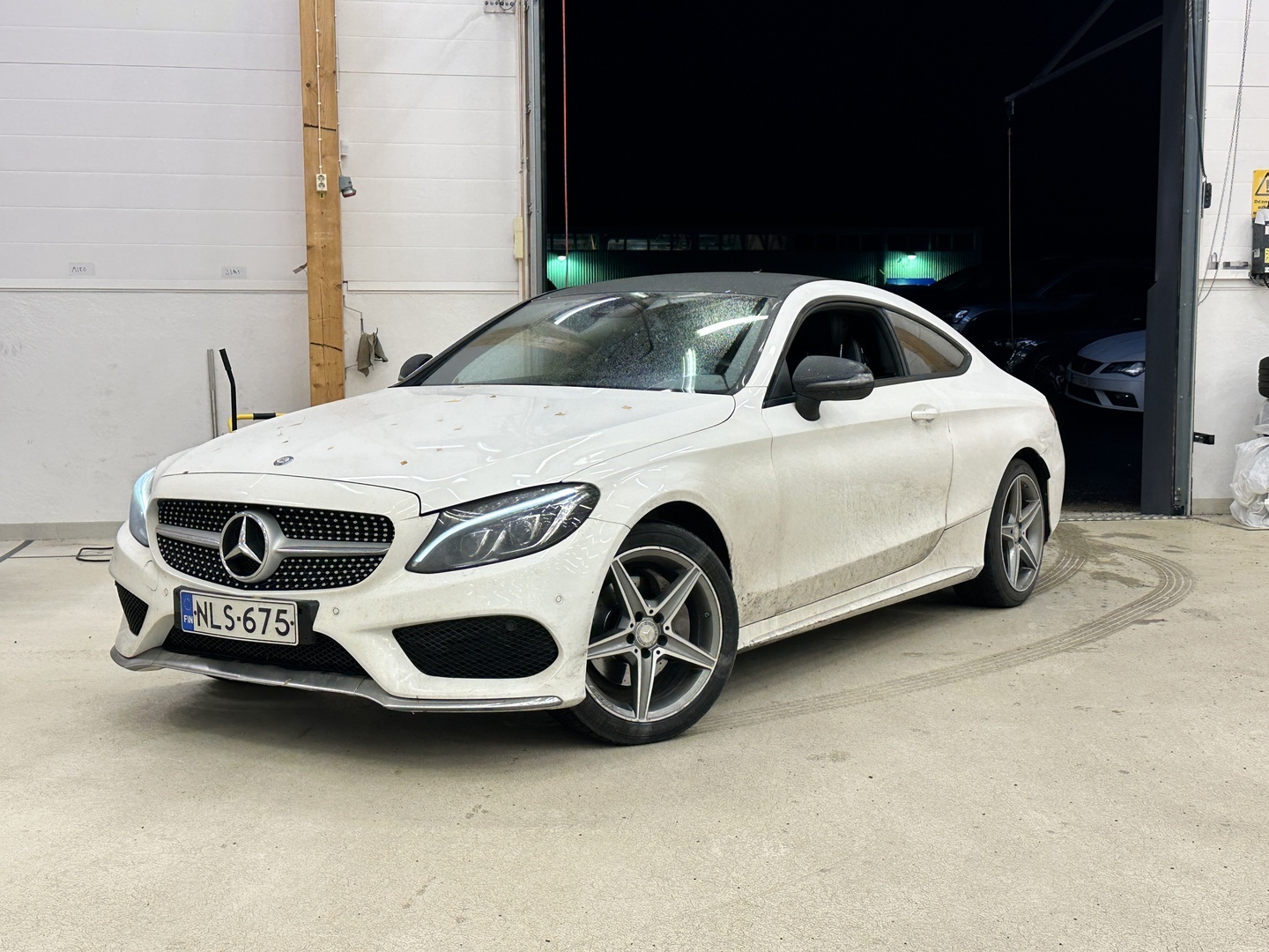 MERCEDES-BENZ C 2016