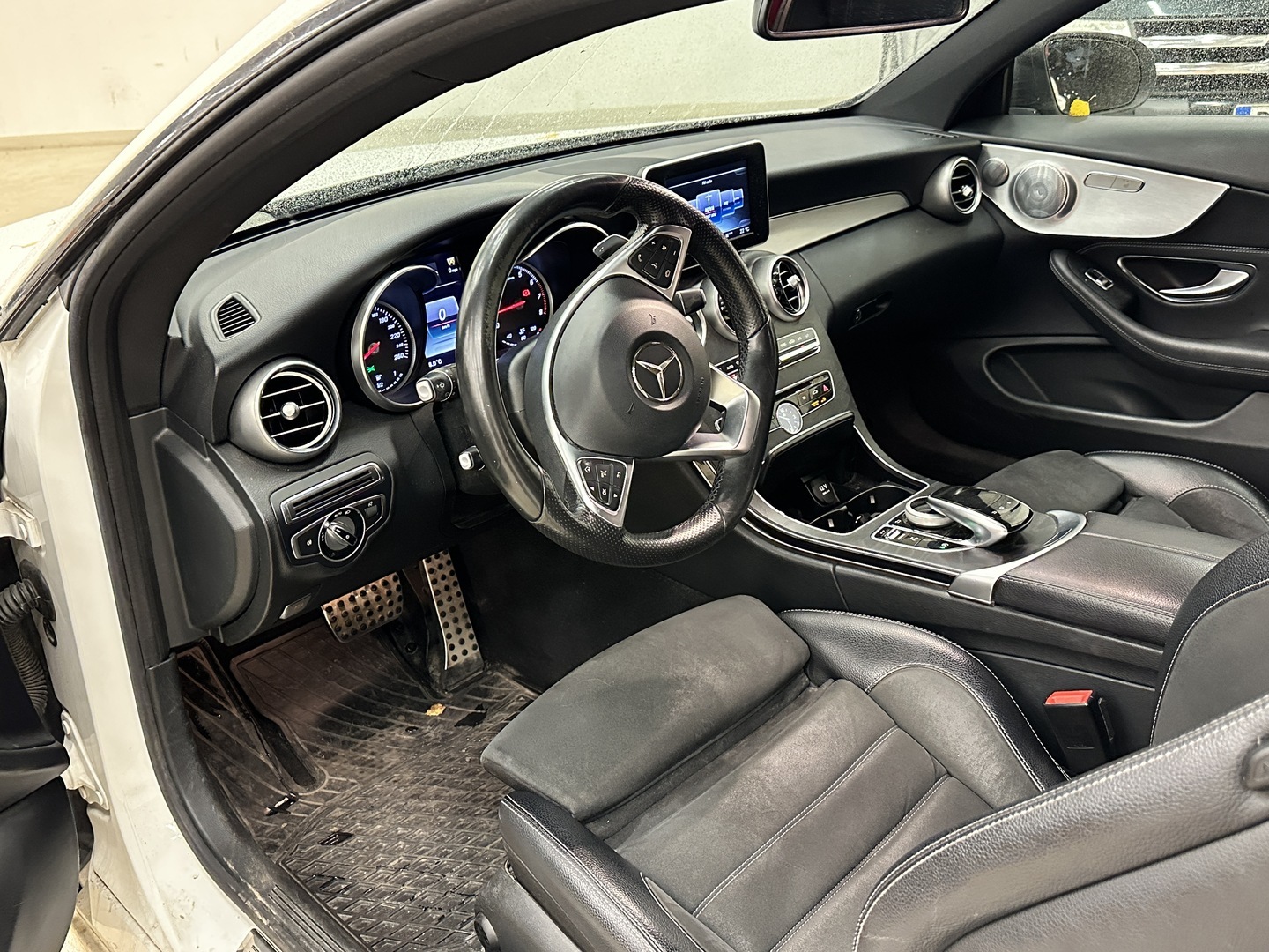 MERCEDES-BENZ C 2016