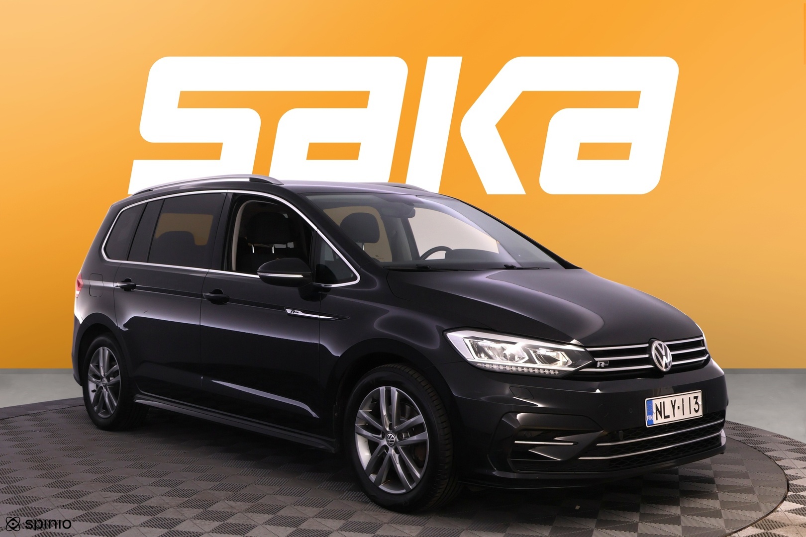 VOLKSWAGEN Touran 2018