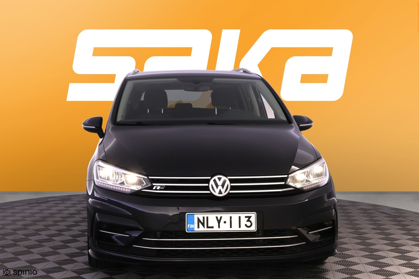 VOLKSWAGEN Touran 2018