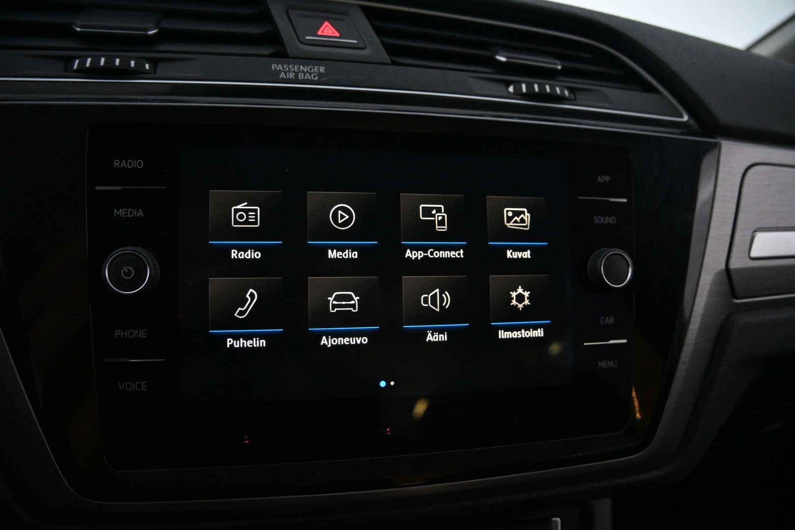 VOLKSWAGEN Touran 2018