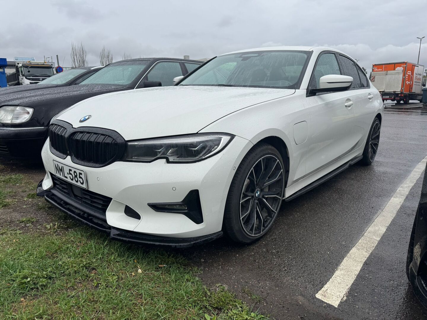 BMW 330 2020