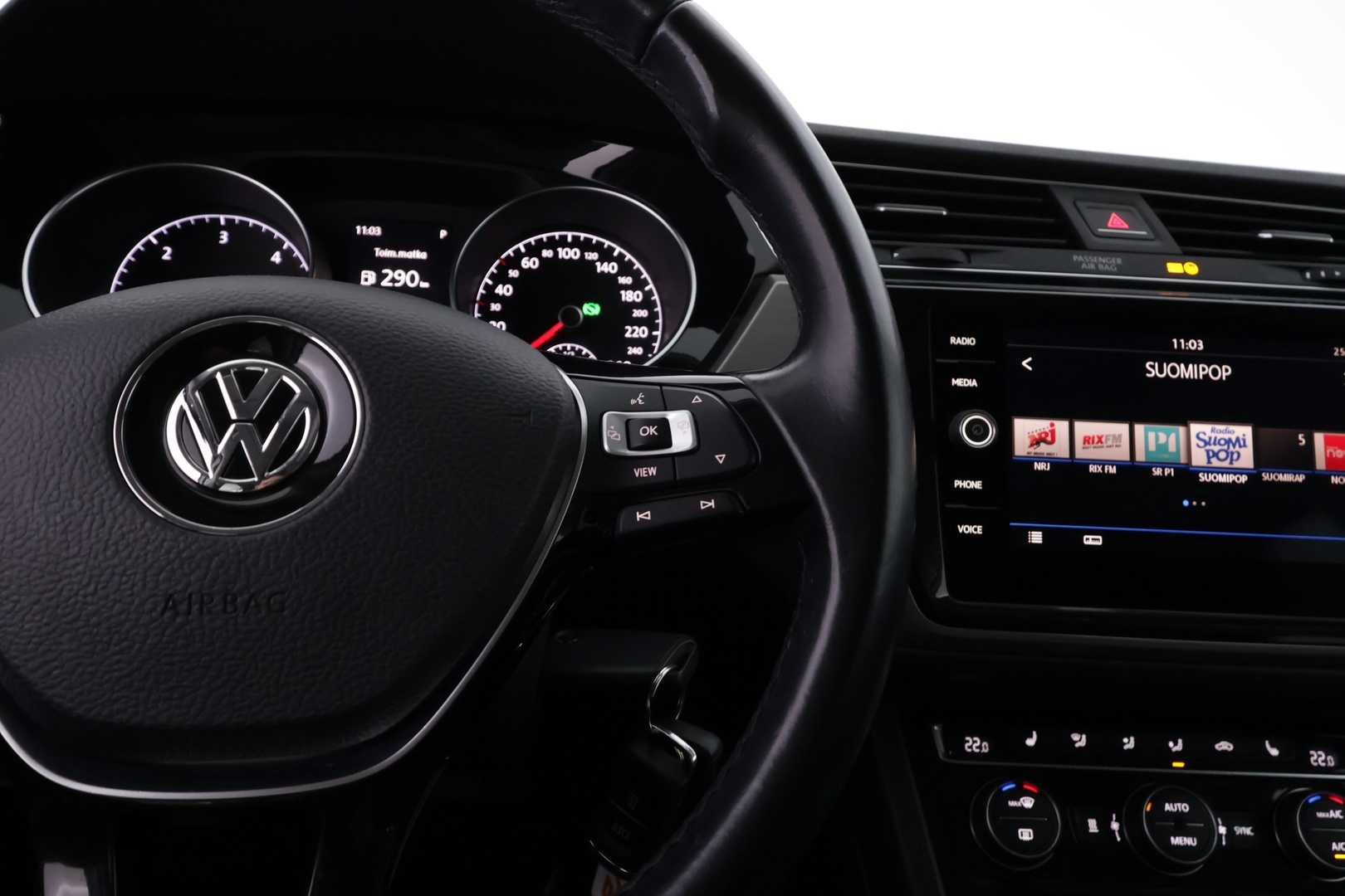 VOLKSWAGEN Touran 2020