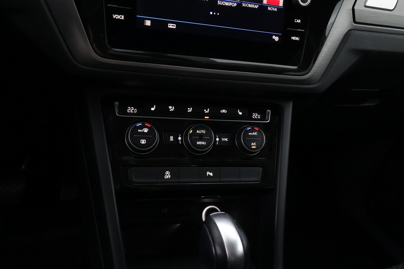 VOLKSWAGEN Touran 2020