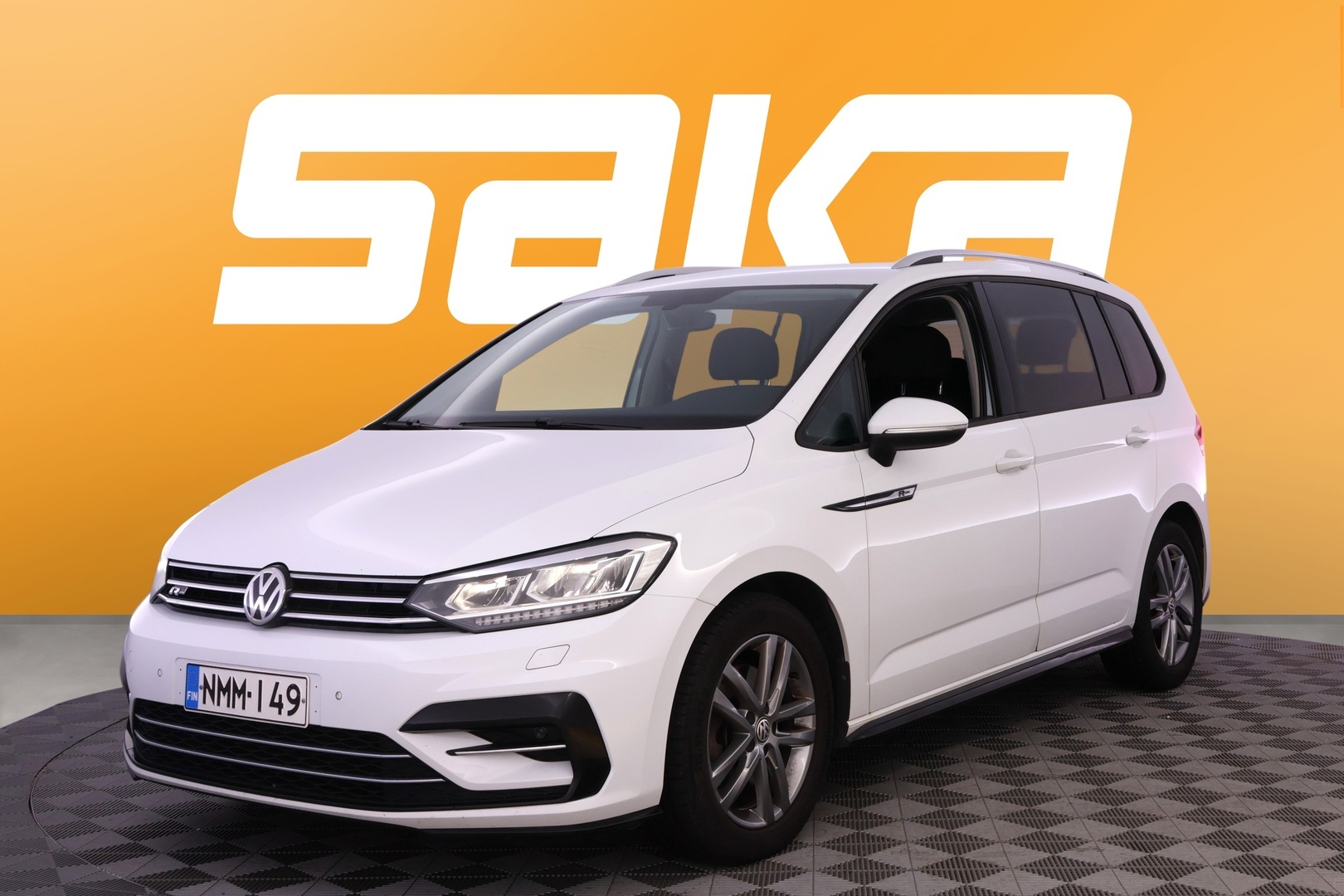 VOLKSWAGEN Touran 2020