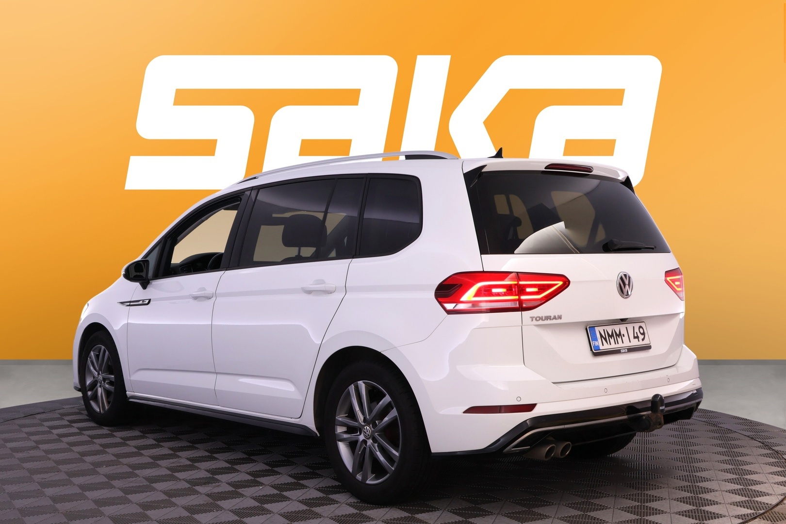 VOLKSWAGEN Touran 2020