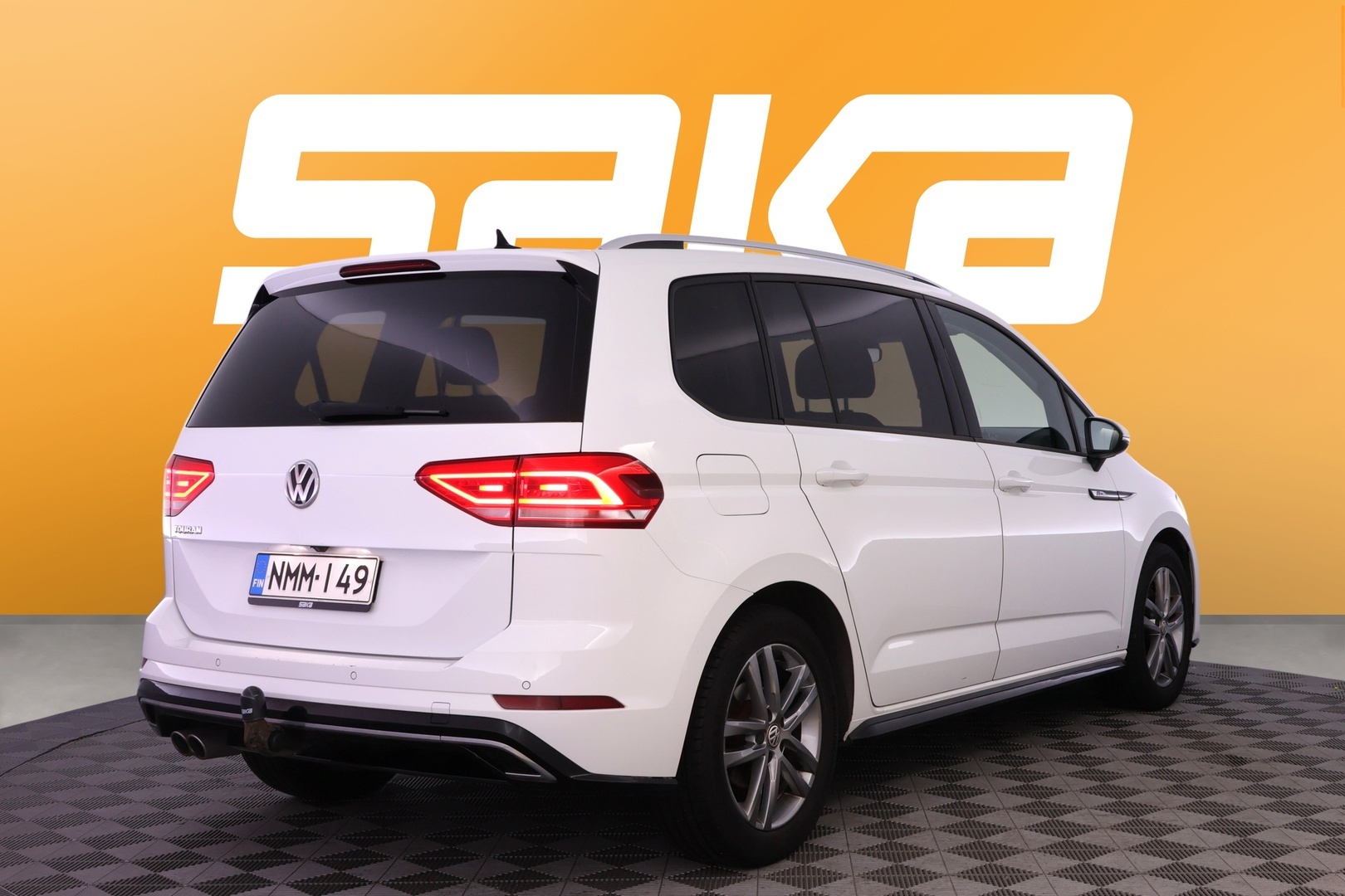 VOLKSWAGEN Touran 2020