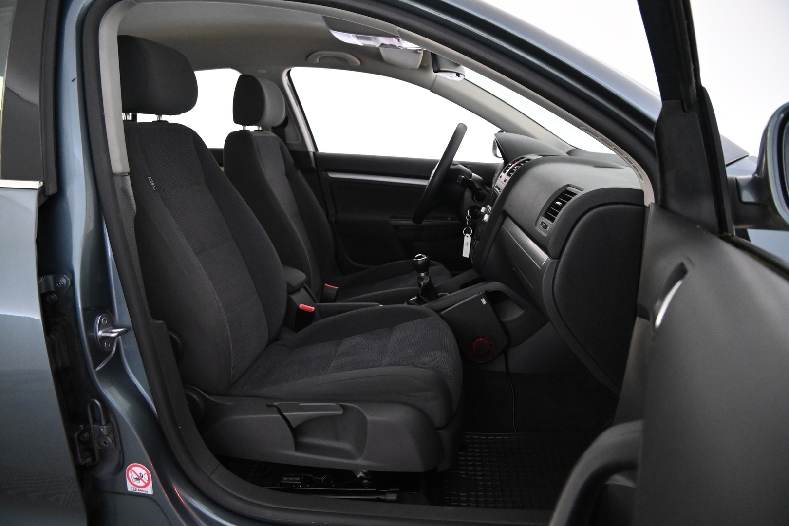 VOLKSWAGEN Jetta 2006