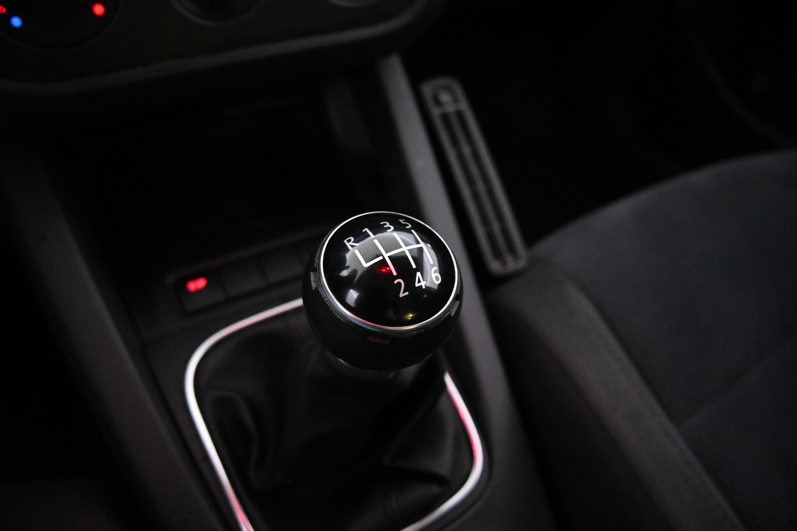 VOLKSWAGEN Jetta 2006