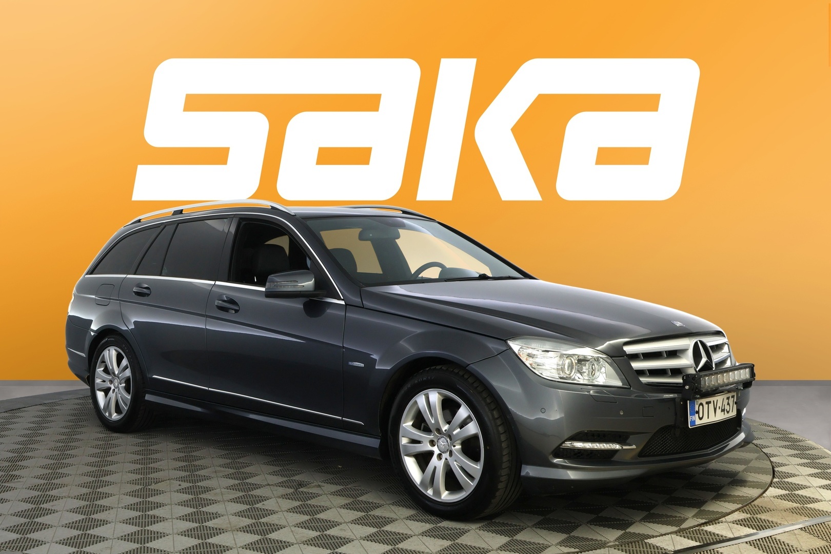 MERCEDES-BENZ C 2011